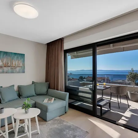 Jelena - Exklusiv Makarska