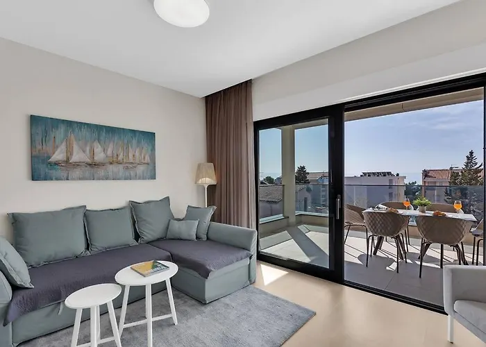 Jelena - Exklusiv Makarska