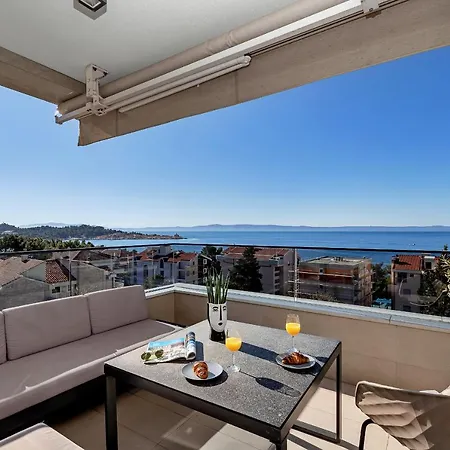 Jelena - Exklusiv * Makarska