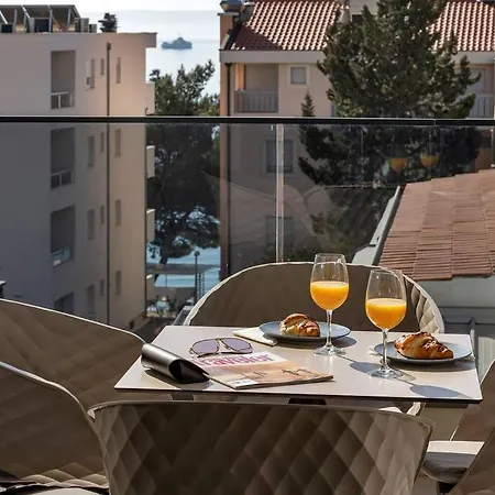 Jelena - Exklusiv * Makarska